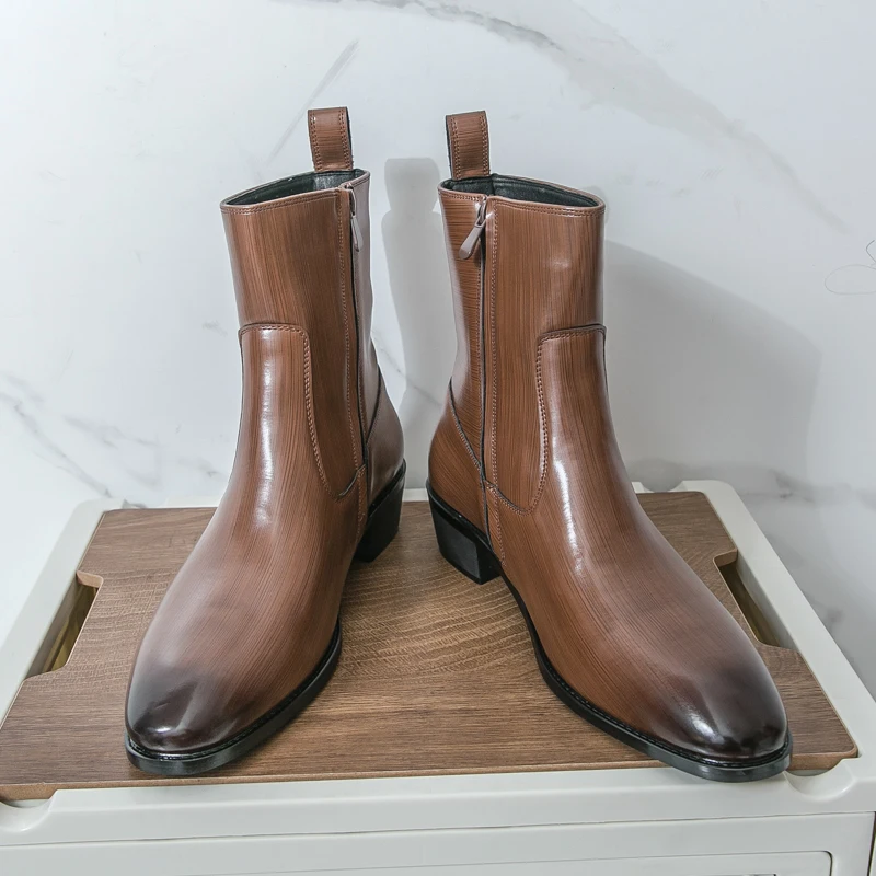 クラシックで快適なアンクルブーツ、ボタスファッション、メンズ - Men'S Shoes Hey Dude のレビューと価格