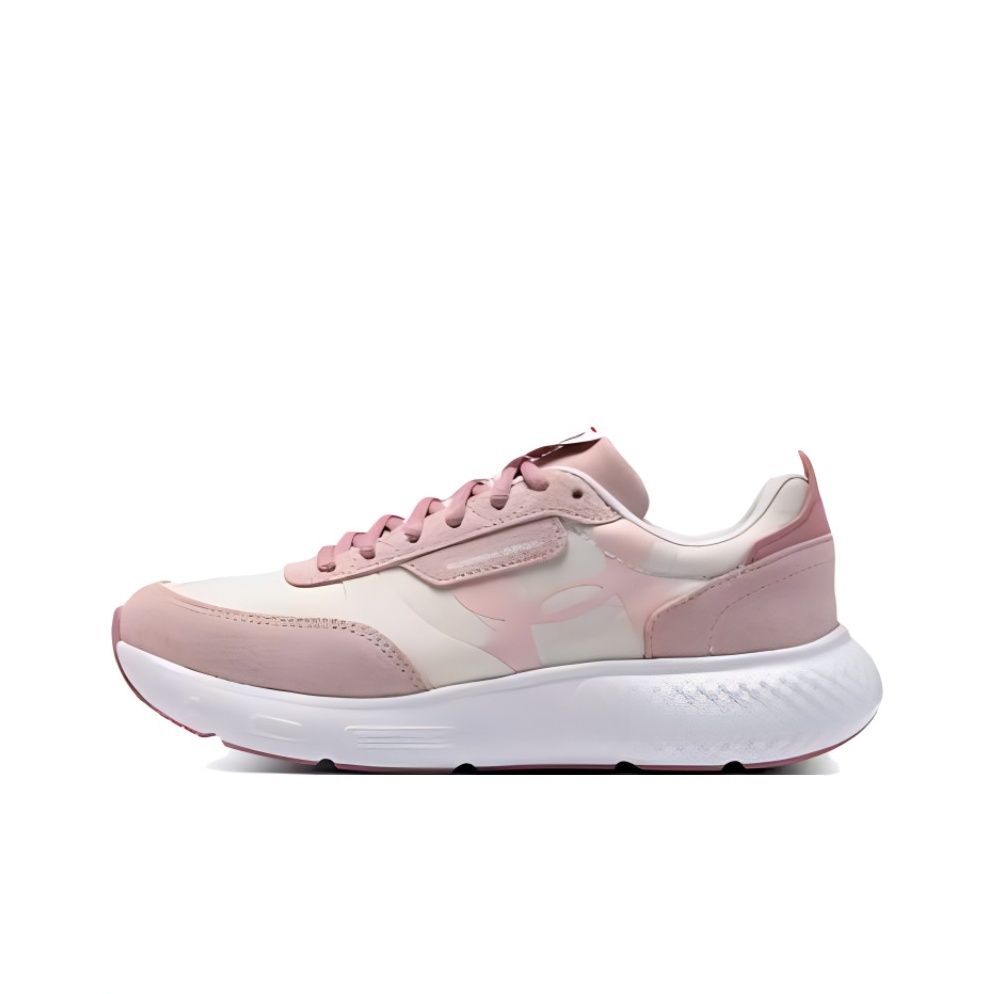 アンダーアーマー デコイ ラックス ランニングシューズ レデ - Men Shoes Under 600 のレビューと価格