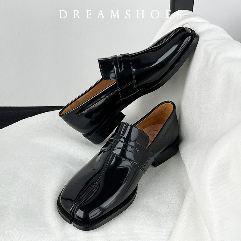 足袋靴 スリッポン ローファー メンズ レディース スプリッ - Men'S Shoes Hey Dude のレビューと価格