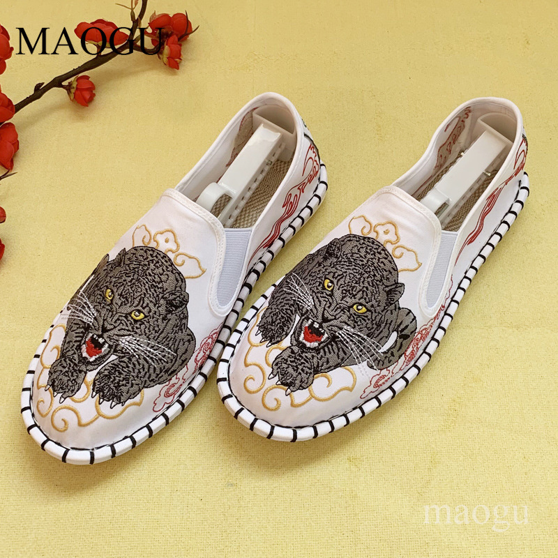 ユニセックス中国風刺繍スリッポンシューズ、龍虎柄ステッチソー - Men'S Shoes Hoka Sale のレビューと価格